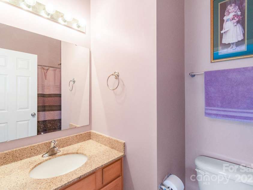 915 TJ Drive, Monroe, NC 28112.  MLS# CAR4227014, YatesRealty ID 5649. Secondary Bath
