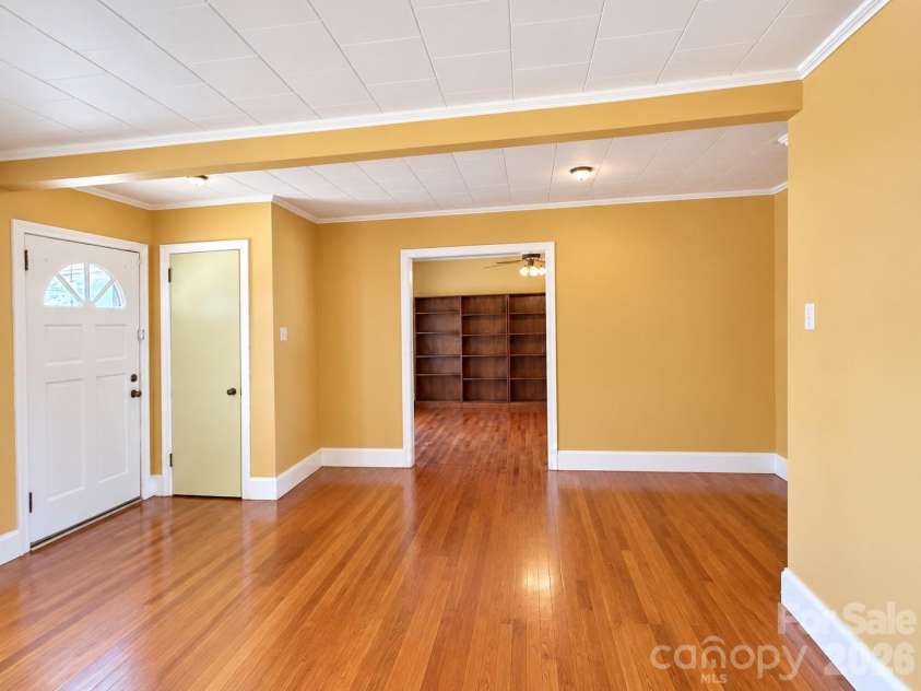 330 Holly Avenue, Salisbury, NC 28147.  MLS# CAR4434506, YatesRealty ID 56492. 
