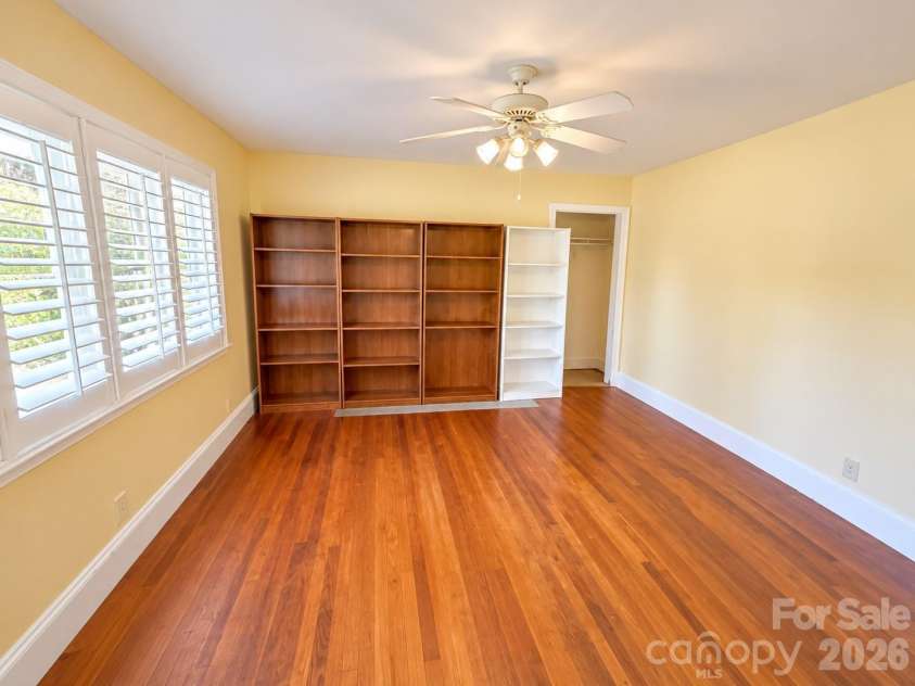 330 Holly Avenue, Salisbury, NC 28147.  MLS# CAR4434506, YatesRealty ID 56492. 