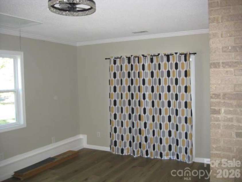 207 Palmer Street, Shelby, NC 28150.  MLS# CAR4432805, YatesRealty ID 56493. 