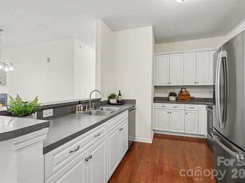 18711 Ruffner Drive, Cornelius, NC 28031.  MLS# CAR4433414, YatesRealty ID 56495. 