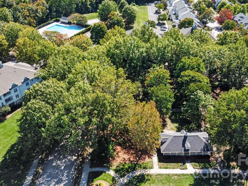18711 Ruffner Drive, Cornelius, NC 28031.  MLS# CAR4433414, YatesRealty ID 56495. 