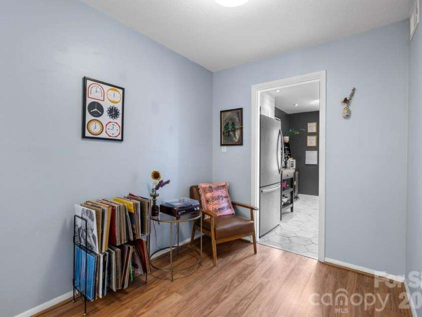 4607 Hedgemore Drive, Charlotte, NC 28209.  MLS# CAR4432760, YatesRealty ID 56496. 