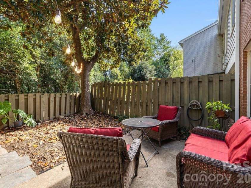 4607 Hedgemore Drive, Charlotte, NC 28209.  MLS# CAR4432760, YatesRealty ID 56496. 
