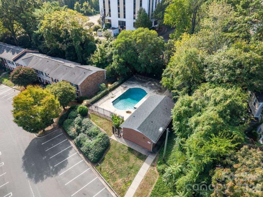 4607 Hedgemore Drive, Charlotte, NC 28209.  MLS# CAR4432760, YatesRealty ID 56496. 