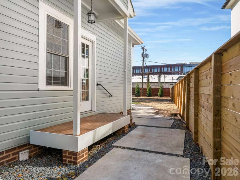 1936 8th Street, Charlotte, NC 28204.  MLS# CAR4433849, YatesRealty ID 56498. 