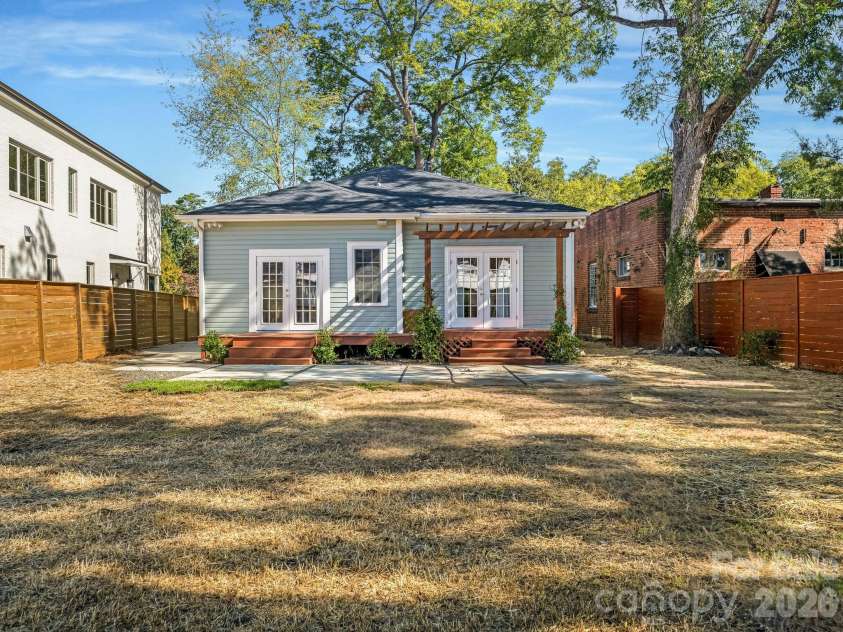 1936 8th Street, Charlotte, NC 28204.  MLS# CAR4433849, YatesRealty ID 56498. 