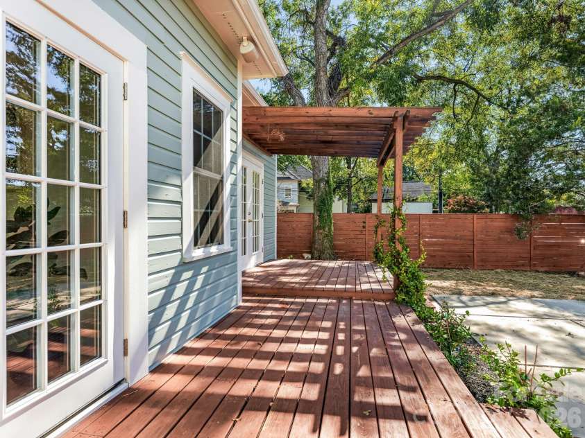 1936 8th Street, Charlotte, NC 28204.  MLS# CAR4433849, YatesRealty ID 56498. 