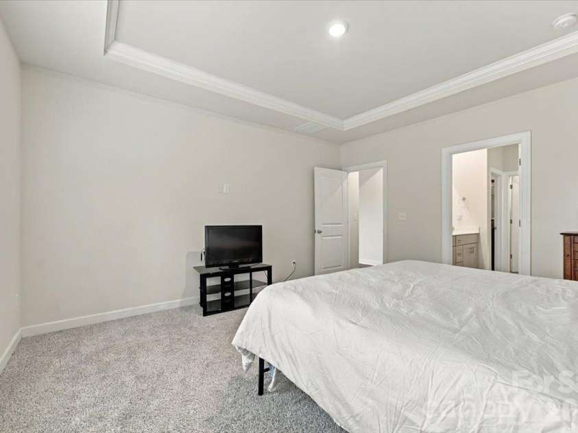 7722 Porrera Street, Charlotte, NC 28214.  MLS# CAR4434037, YatesRealty ID 56499. 