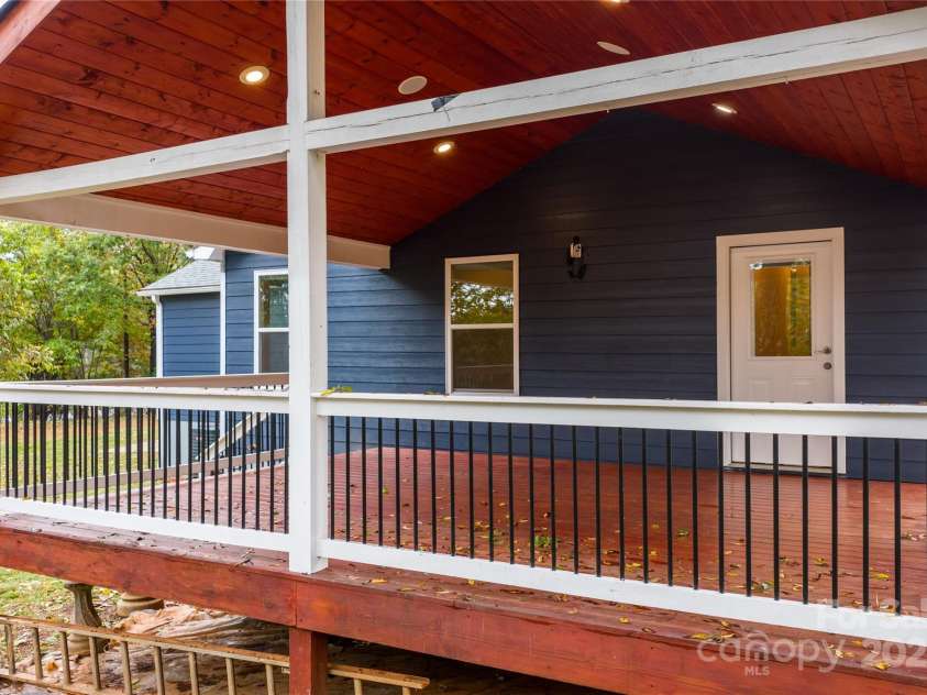 1515 Berkley Street, Lenoir, NC 28645.  MLS# CAR4315042, YatesRealty ID 565. Deck