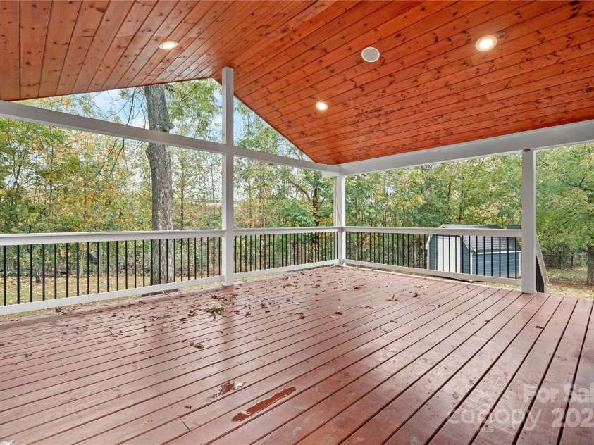 1515 Berkley Street, Lenoir, NC 28645.  MLS# CAR4315042, YatesRealty ID 565. Deck