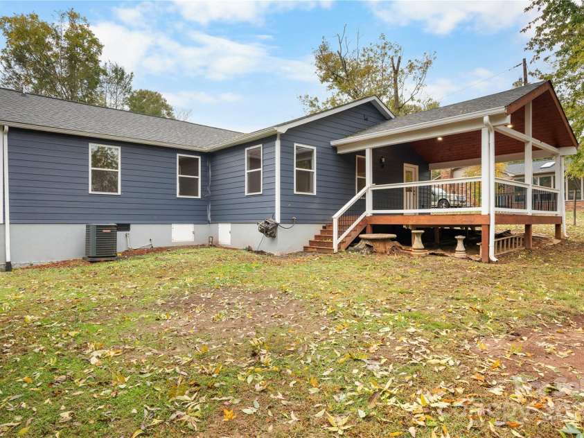 1515 Berkley Street, Lenoir, NC 28645.  MLS# CAR4315042, YatesRealty ID 565. Rear