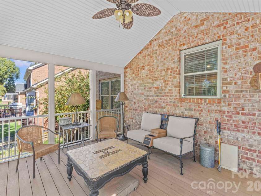 9648 Cockerham Lane, Huntersville, NC 28078.  MLS# CAR4433759, YatesRealty ID 56501. 
