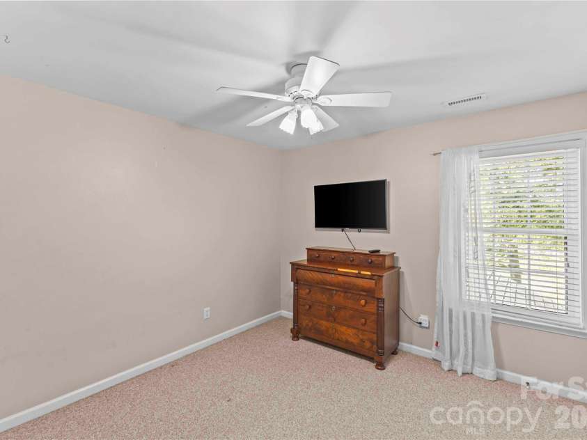 9648 Cockerham Lane, Huntersville, NC 28078.  MLS# CAR4433759, YatesRealty ID 56501. Bedroom 4