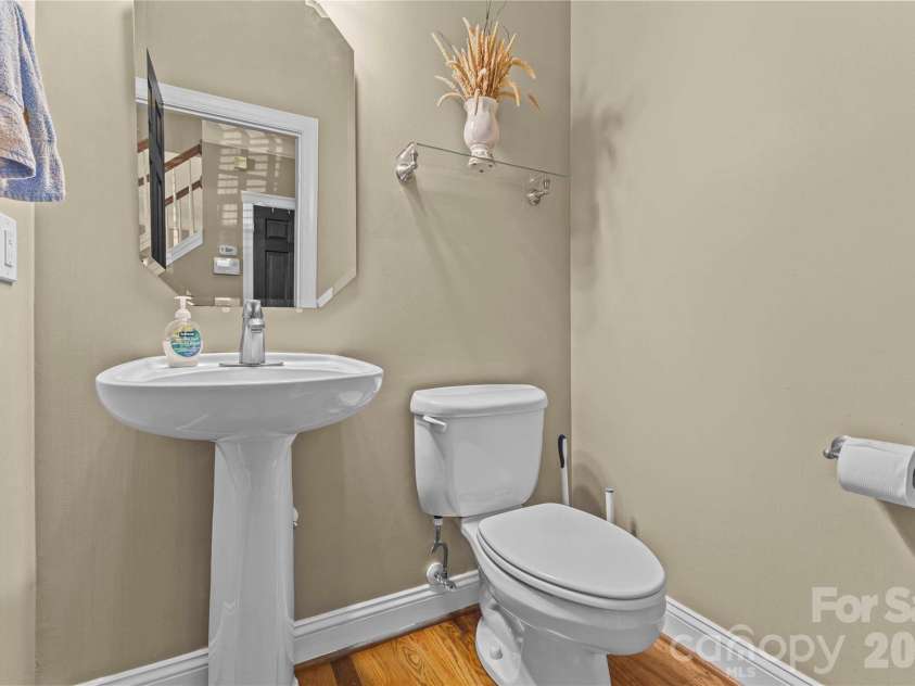 9648 Cockerham Lane, Huntersville, NC 28078.  MLS# CAR4433759, YatesRealty ID 56501. Half Bath Downstairs