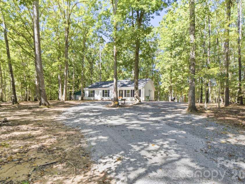 410 Shiloh Unity Road, Lancaster, SC 29720.  MLS# CAR4433993, YatesRealty ID 56502. 
