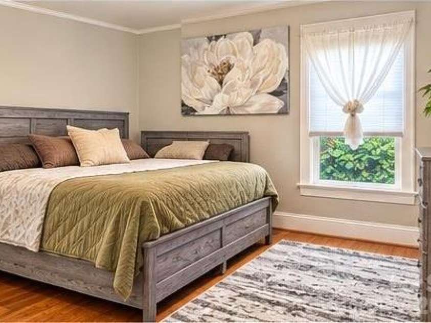 924 Maple Avenue, Salisbury, NC 28144.  MLS# CAR4429731, YatesRealty ID 56504. 