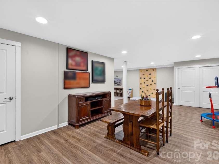 200 Whispering Hills Drive, Hendersonville, NC 28792.  MLS# CAR4429905, YatesRealty ID 56505. 