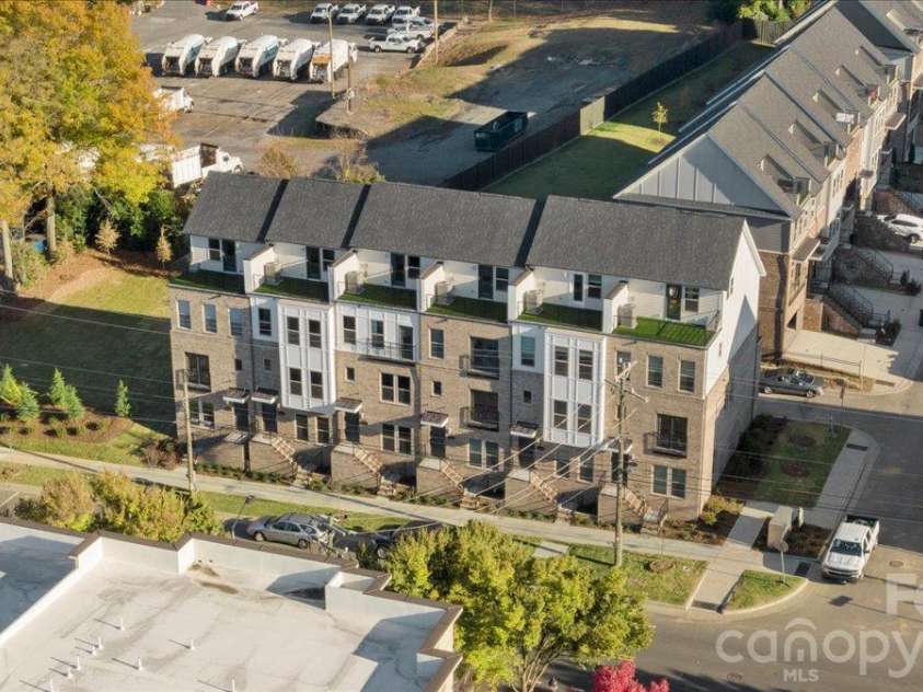 12147 Brooklyn Avenue, Charlotte, NC 28204.  MLS# CAR4427809, YatesRealty ID 56508. 