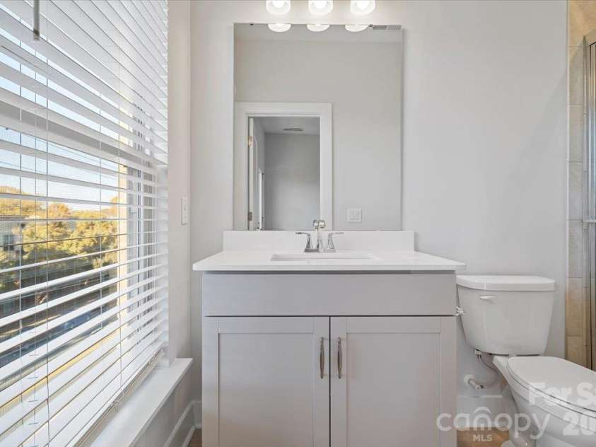 12147 Brooklyn Avenue, Charlotte, NC 28204.  MLS# CAR4427809, YatesRealty ID 56508. 
