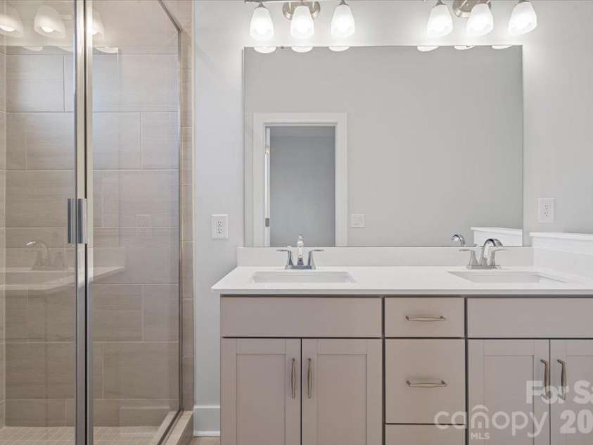 12147 Brooklyn Avenue, Charlotte, NC 28204.  MLS# CAR4427809, YatesRealty ID 56508. 