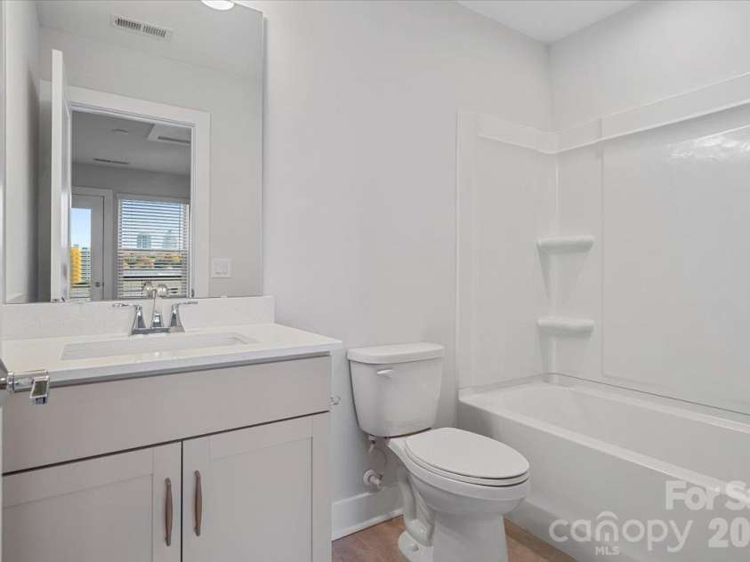 12147 Brooklyn Avenue, Charlotte, NC 28204.  MLS# CAR4427809, YatesRealty ID 56508. 