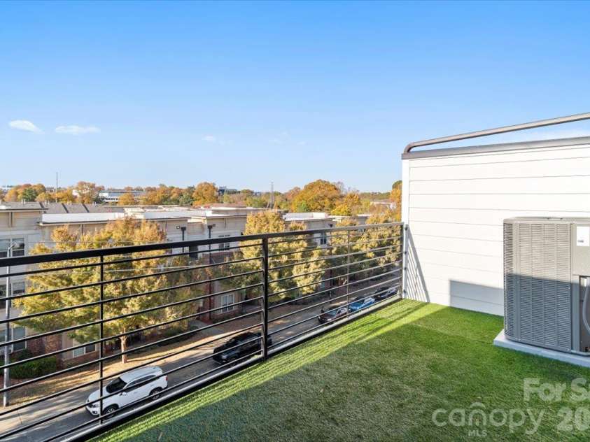 12147 Brooklyn Avenue, Charlotte, NC 28204.  MLS# CAR4427809, YatesRealty ID 56508. 