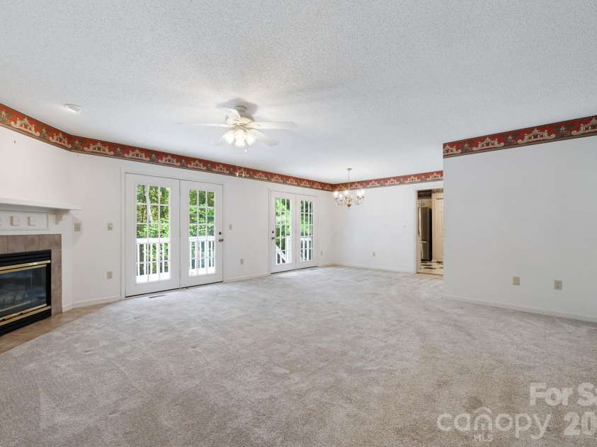 103 Tarragon Place, Flat Rock, NC 28731.  MLS# CAR4432456, YatesRealty ID 56509. 