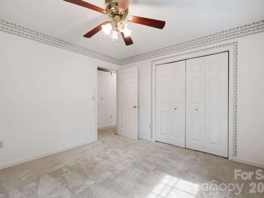 103 Tarragon Place, Flat Rock, NC 28731.  MLS# CAR4432456, YatesRealty ID 56509. 