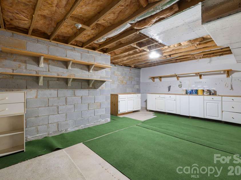 103 Tarragon Place, Flat Rock, NC 28731.  MLS# CAR4432456, YatesRealty ID 56509. 