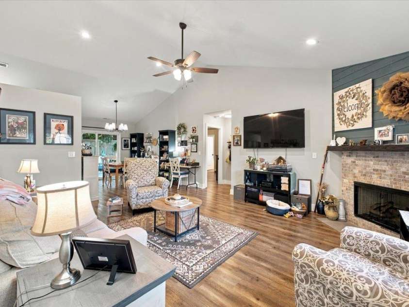546 Pennyfields Lane, Clover, SC 29710.  MLS# CAR4434239, YatesRealty ID 56511. 