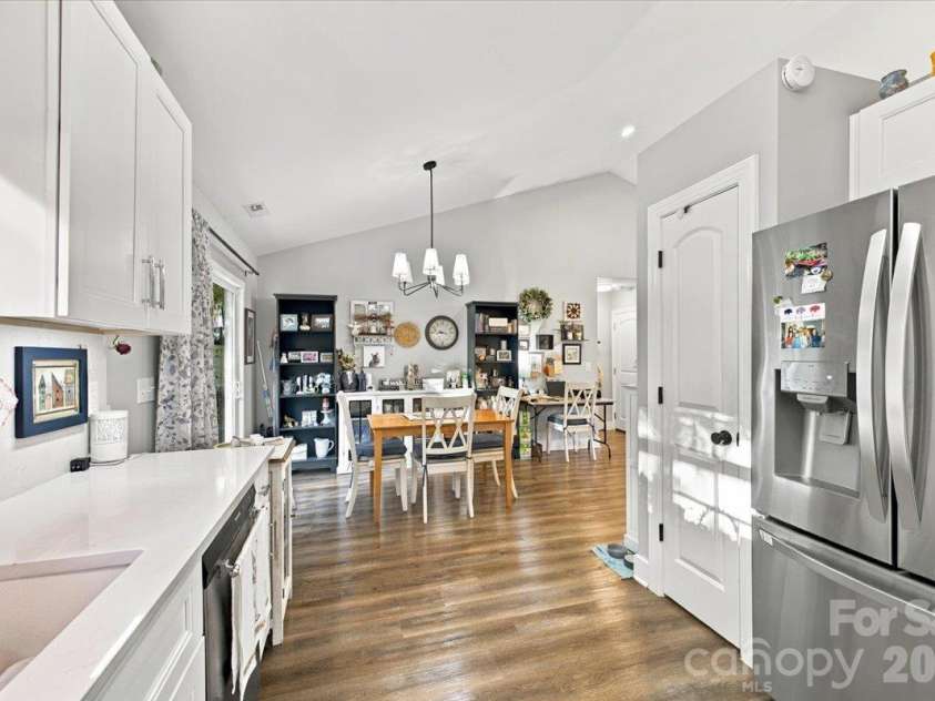 546 Pennyfields Lane, Clover, SC 29710.  MLS# CAR4434239, YatesRealty ID 56511. 
