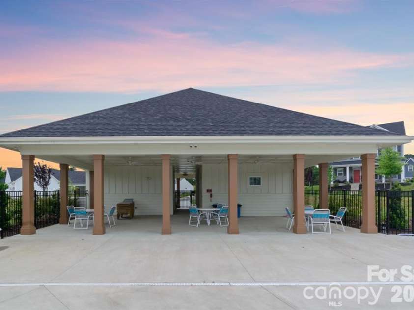 11701 Banter Lane, Huntersville, NC 28078.  MLS# CAR4434353, YatesRealty ID 56513. 