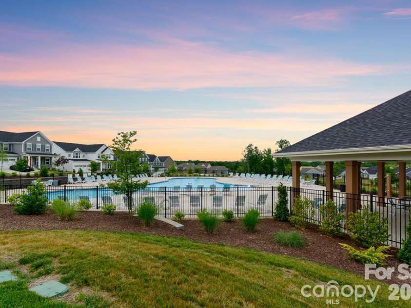 11701 Banter Lane, Huntersville, NC 28078.  MLS# CAR4434353, YatesRealty ID 56513. 