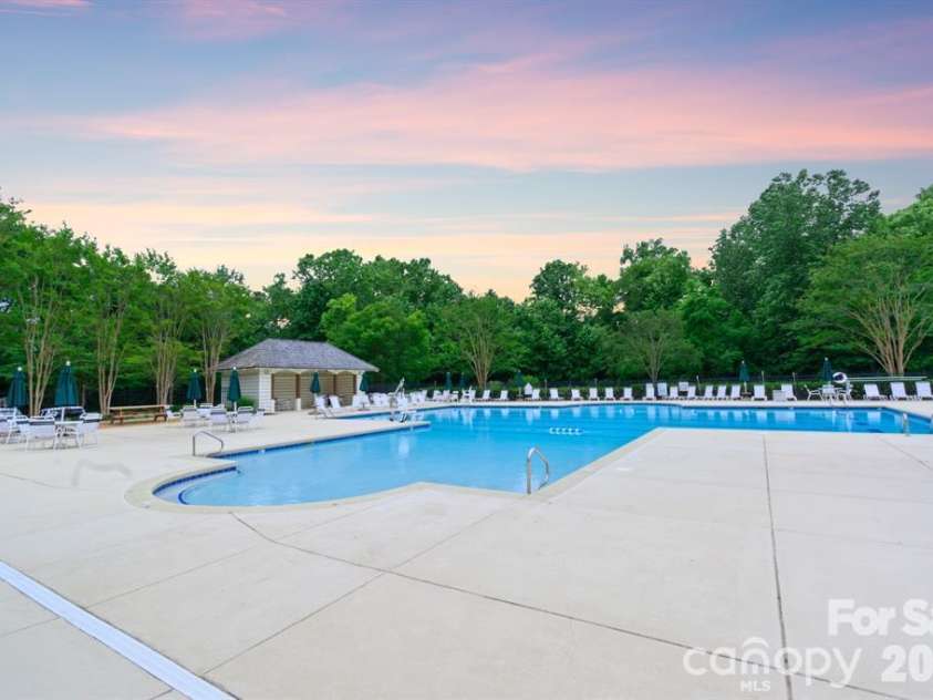 11701 Banter Lane, Huntersville, NC 28078.  MLS# CAR4434353, YatesRealty ID 56513. 