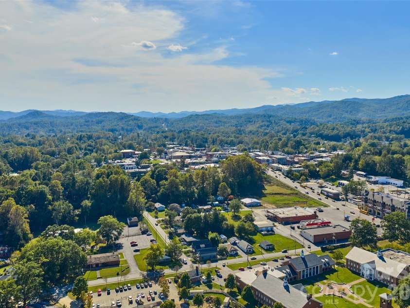 205 Johnson Street, Brevard, NC 28712.  MLS# CAR4433841, YatesRealty ID 56515. 