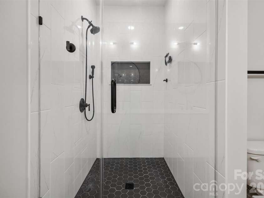 3449 Byrnes Street, Charlotte, NC 28205.  MLS# CAR4433604, YatesRealty ID 56517. 