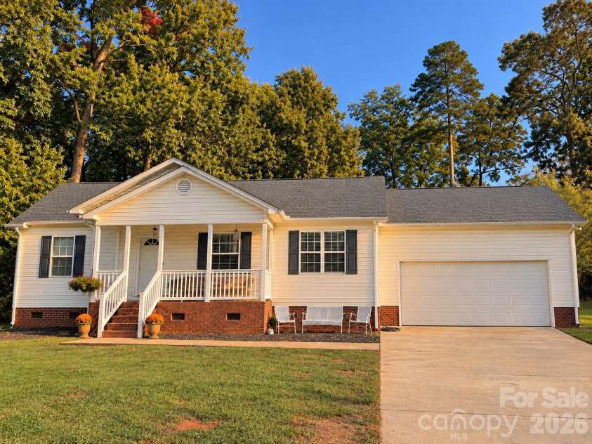 1128 Beagle Run, Salisbury, NC 28146.  MLS# CAR4432293, YatesRealty ID 56518. 