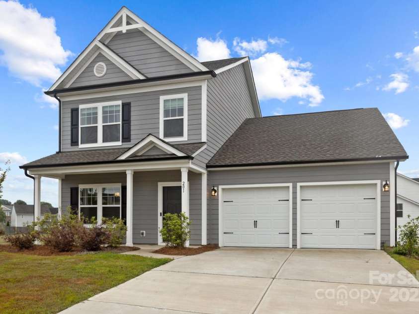 201 Bennett Trail Drive, Mount Holly, NC 28120.  MLS# CAR4224471, YatesRealty ID 5652. 