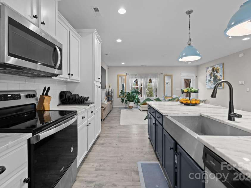 201 Bennett Trail Drive, Mount Holly, NC 28120.  MLS# CAR4224471, YatesRealty ID 5652. 