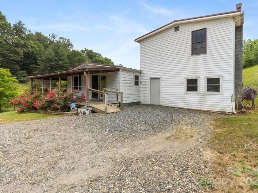 461 Tweed Road, Madison, NC 28753.  MLS# CAR4267871, YatesRealty ID 5652. 