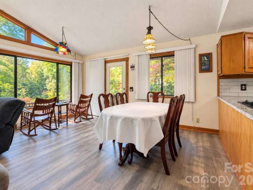 414 Bear Lake Circle, Whittier, NC 28789.  MLS# CAR4434169, YatesRealty ID 56521. 