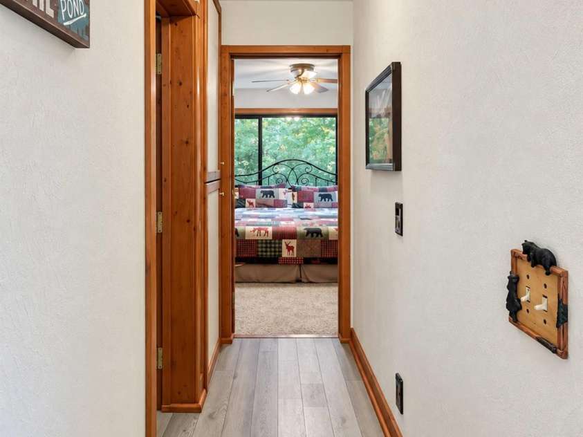414 Bear Lake Circle, Whittier, NC 28789.  MLS# CAR4434169, YatesRealty ID 56521. 