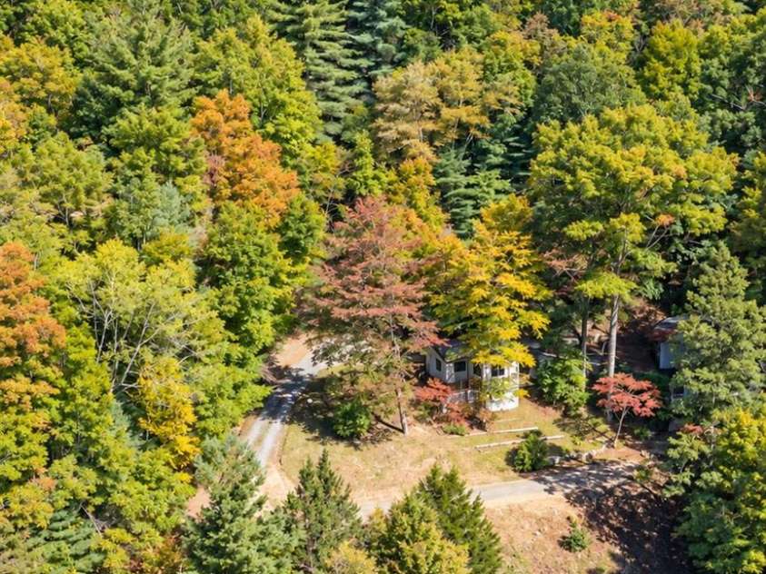 414 Bear Lake Circle, Whittier, NC 28789.  MLS# CAR4434169, YatesRealty ID 56521. 