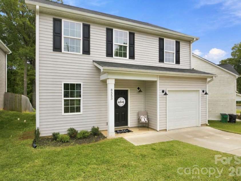 8553 Colgate Circle, Charlotte, NC 28214.  MLS# CAR4434484, YatesRealty ID 56523. 