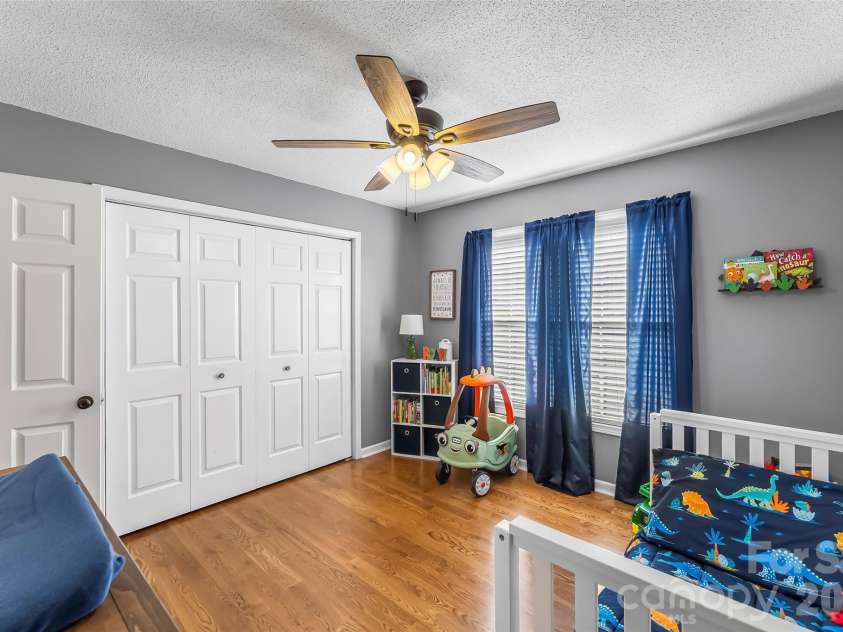 3105 Lyndhurst Drive, Lenoir, NC 28645.  MLS# CAR4434302, YatesRealty ID 56525. 