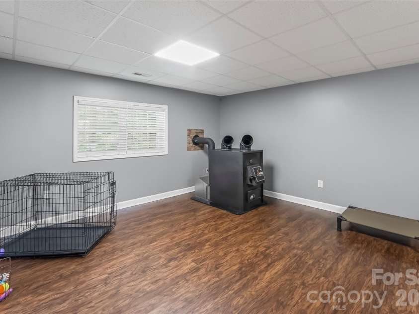 3105 Lyndhurst Drive, Lenoir, NC 28645.  MLS# CAR4434302, YatesRealty ID 56525. 