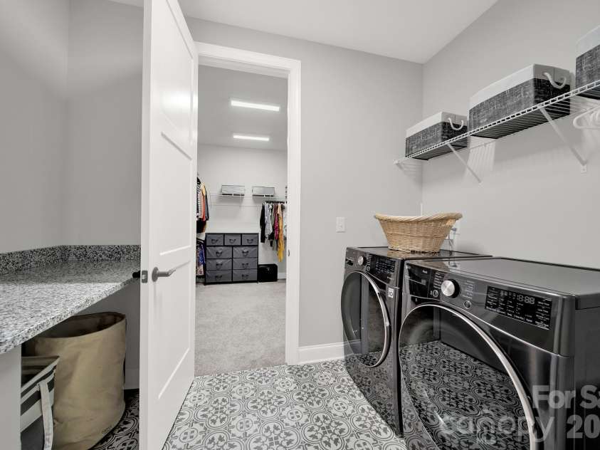 6340 Harbor Oaks Drive, Denver, NC 28037.  MLS# CAR4429825, YatesRealty ID 56526. 