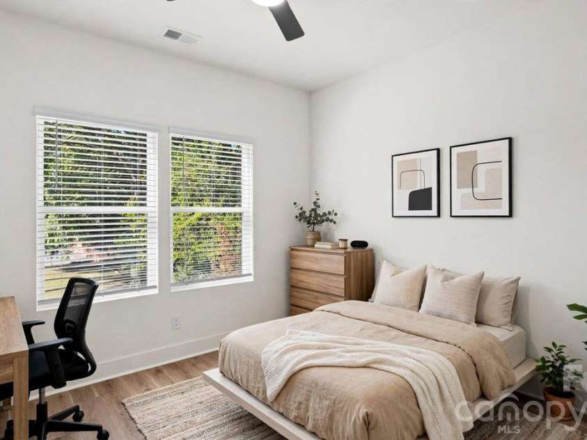 2093 Custer Street, Charlotte, NC 28216.  MLS# CAR4433469, YatesRealty ID 56528. 