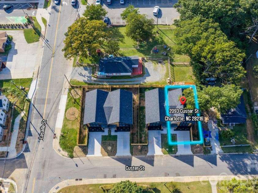 2093 Custer Street, Charlotte, NC 28216.  MLS# CAR4433469, YatesRealty ID 56528. 